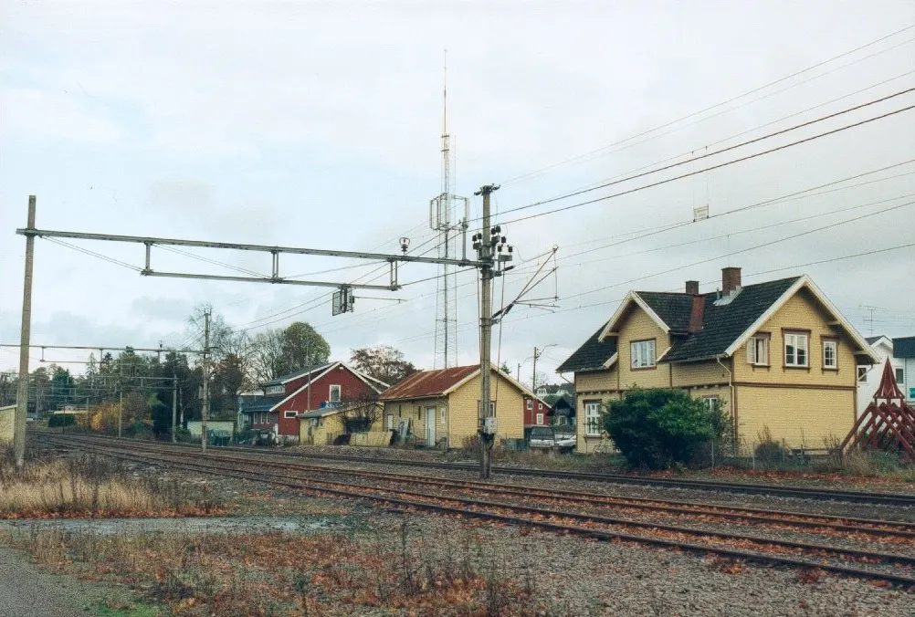 Barkåker stasjon på Vestfoldbanen ca. 1999.