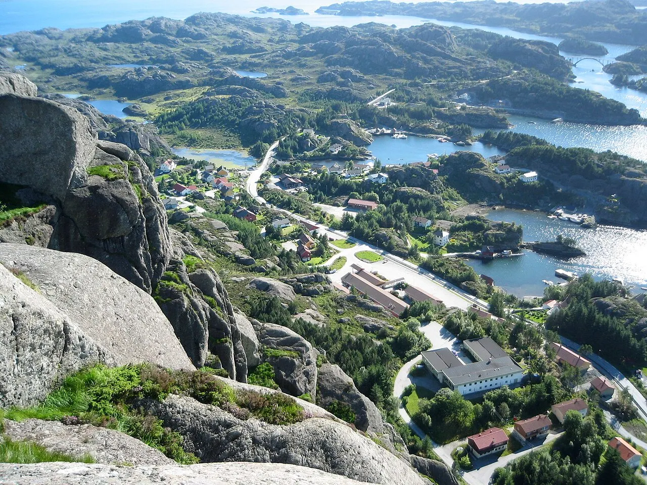 Hardbakke sett fra Ravnenipa