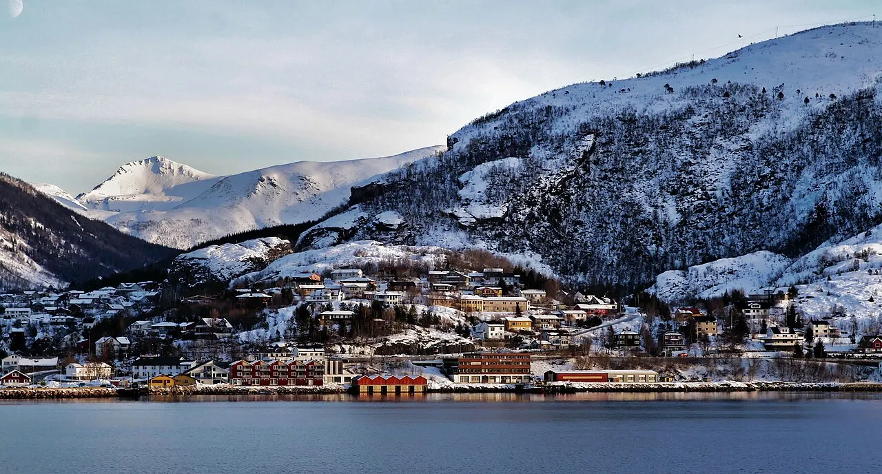 Bilde av Ørnes (Nordland – Nordlánnda)