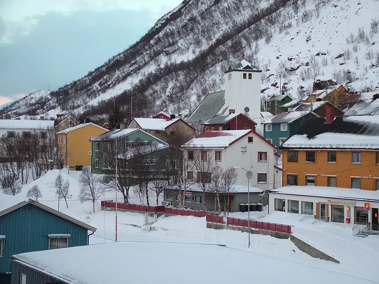 Bilde av Øksfjord (Finnmark – Finnmárku – Finmarkku)