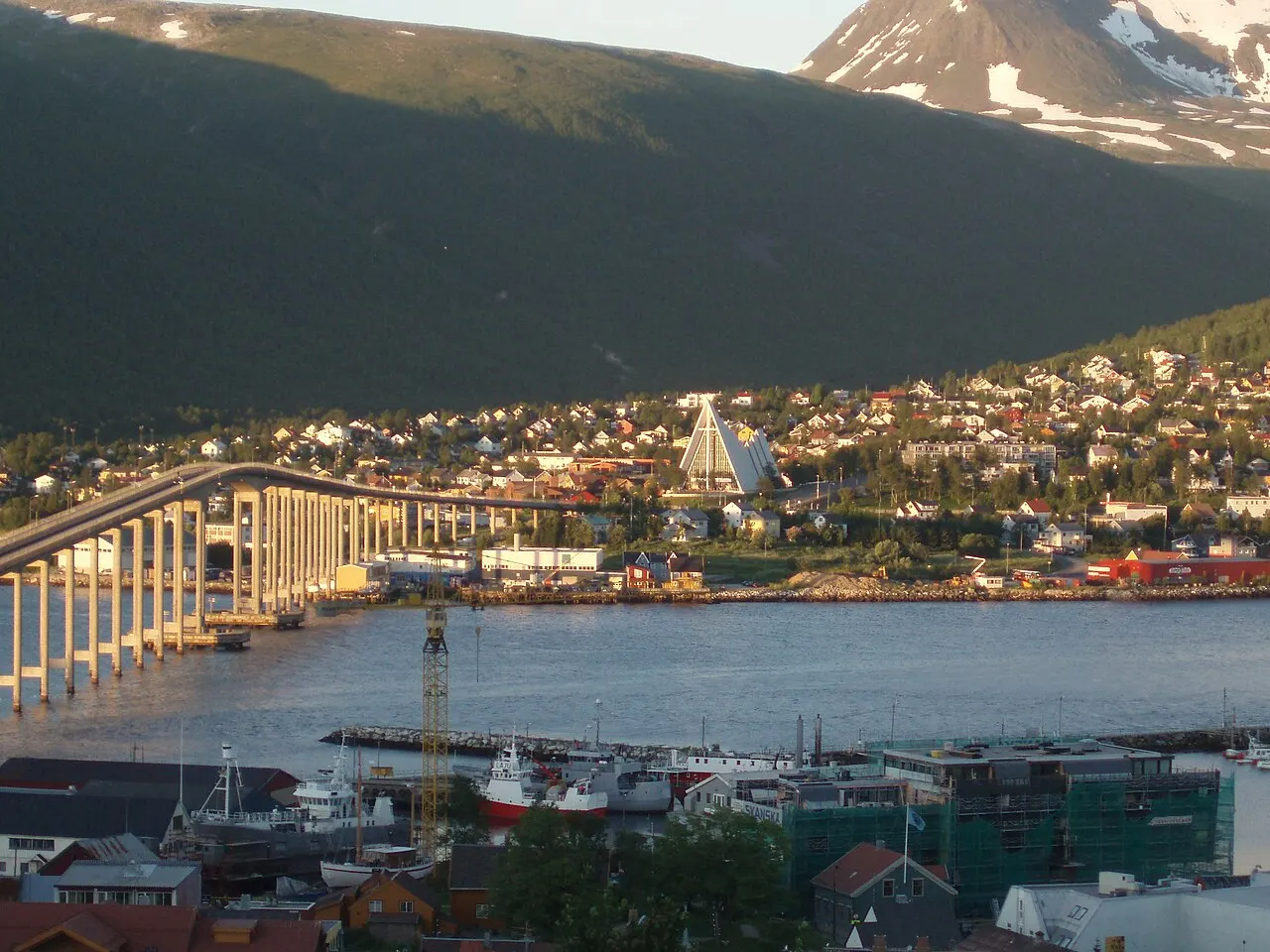 Bilde av Tromsdalen (Troms – Romsa – Tromssa)