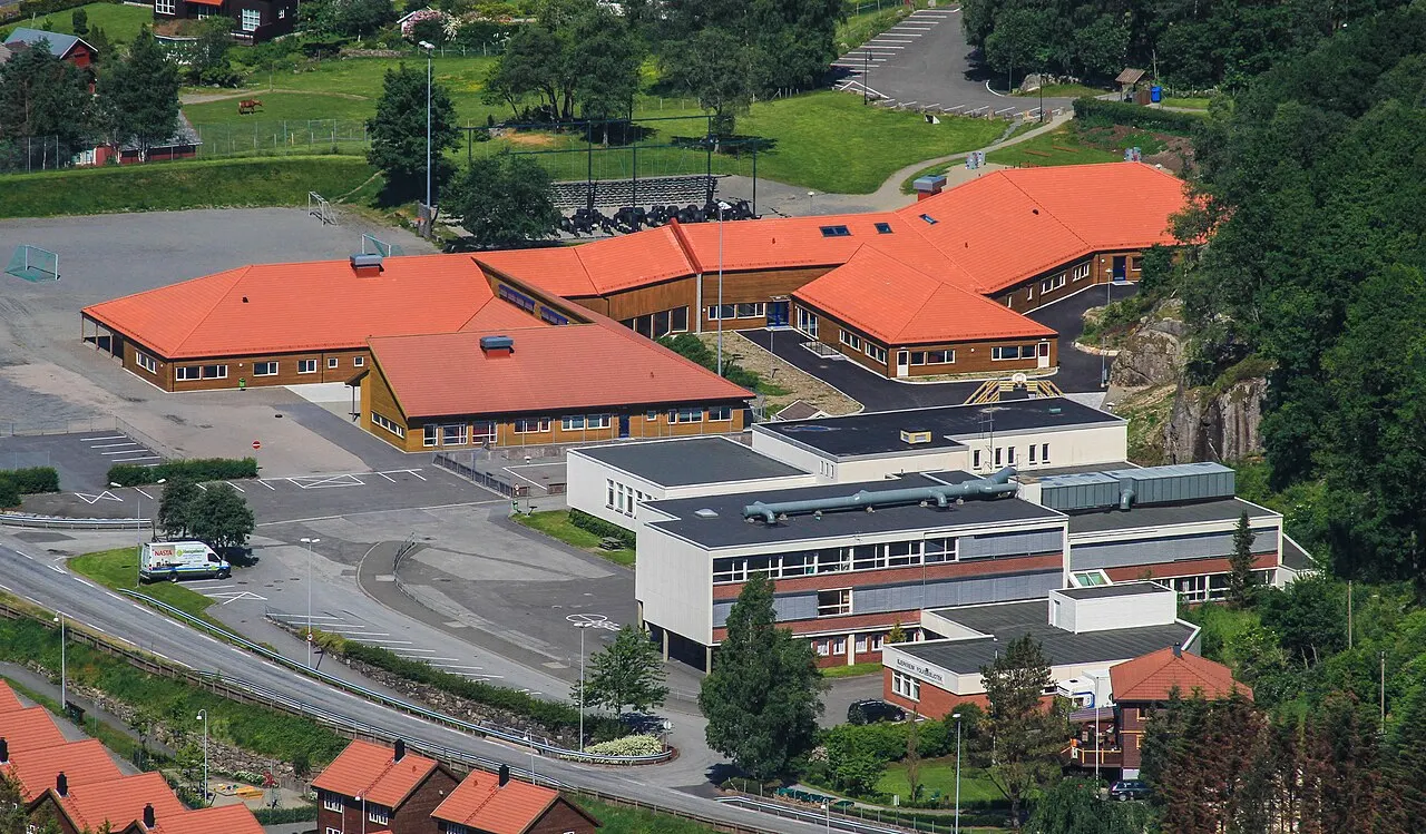 Skulebygg Vikeså skule